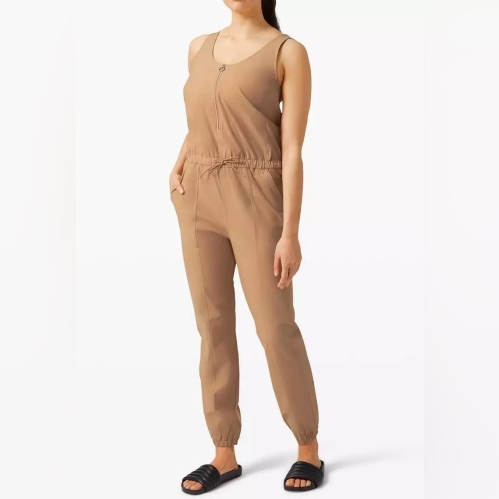 Lululemon women’s  jumpsuit